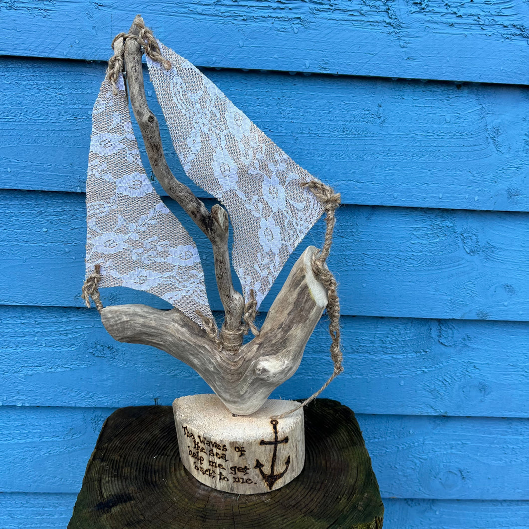 DRIFTWOOD BOAT |LACE HESSIAN SAILS| THE WAVES OF THE SEA ....