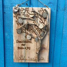 Load image into Gallery viewer, DRIFTWOOD &amp; PYROGRAPHY FAMILY TREE| MADE &amp; PERSONALISED FOR YOU!
