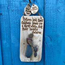 Load image into Gallery viewer, PERSONALISED PEBBLE ART PLAQUE/ &quot;MOTHER&#39;S HOLD THEIR CHILDRENS.&quot;

