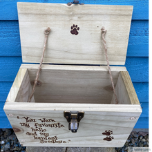 Load image into Gallery viewer, PERSONALISED PET MEMORY BOX
