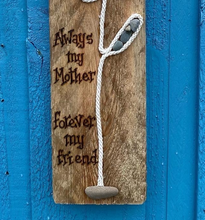 Load image into Gallery viewer, PERSONALISED PEBBLE PLAQUES/ FOR YOUR MAMMY
