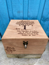 Load image into Gallery viewer, PERSONALISED MEMORY BOX|TREE DESIGN
